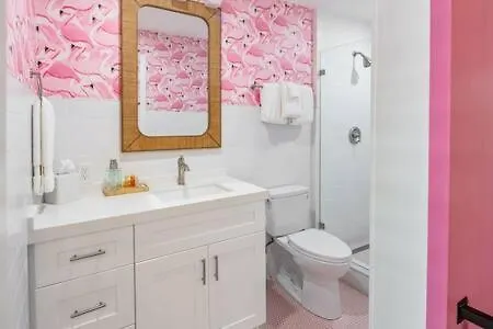 Holiday home Birds Of A Feather At Custom House Inn Key West